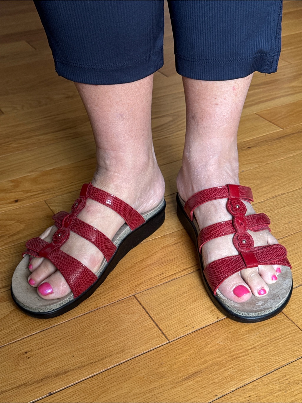 Sas Red Tripad Comfort Slide Sandals Floral Detail